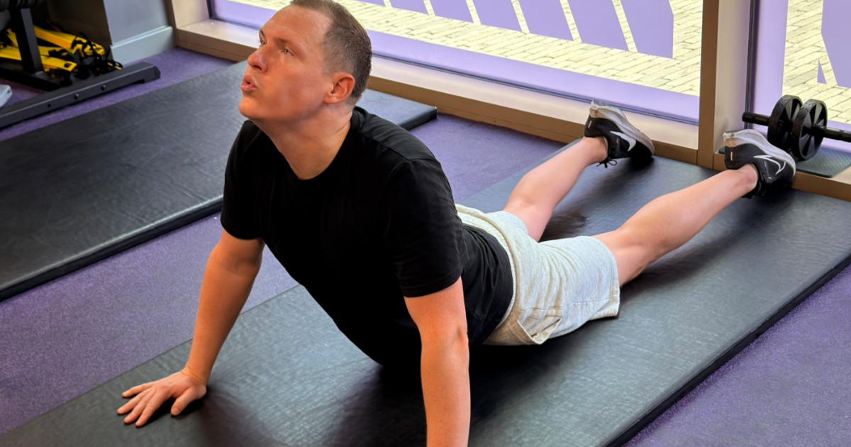 Dynamic warm-up before training