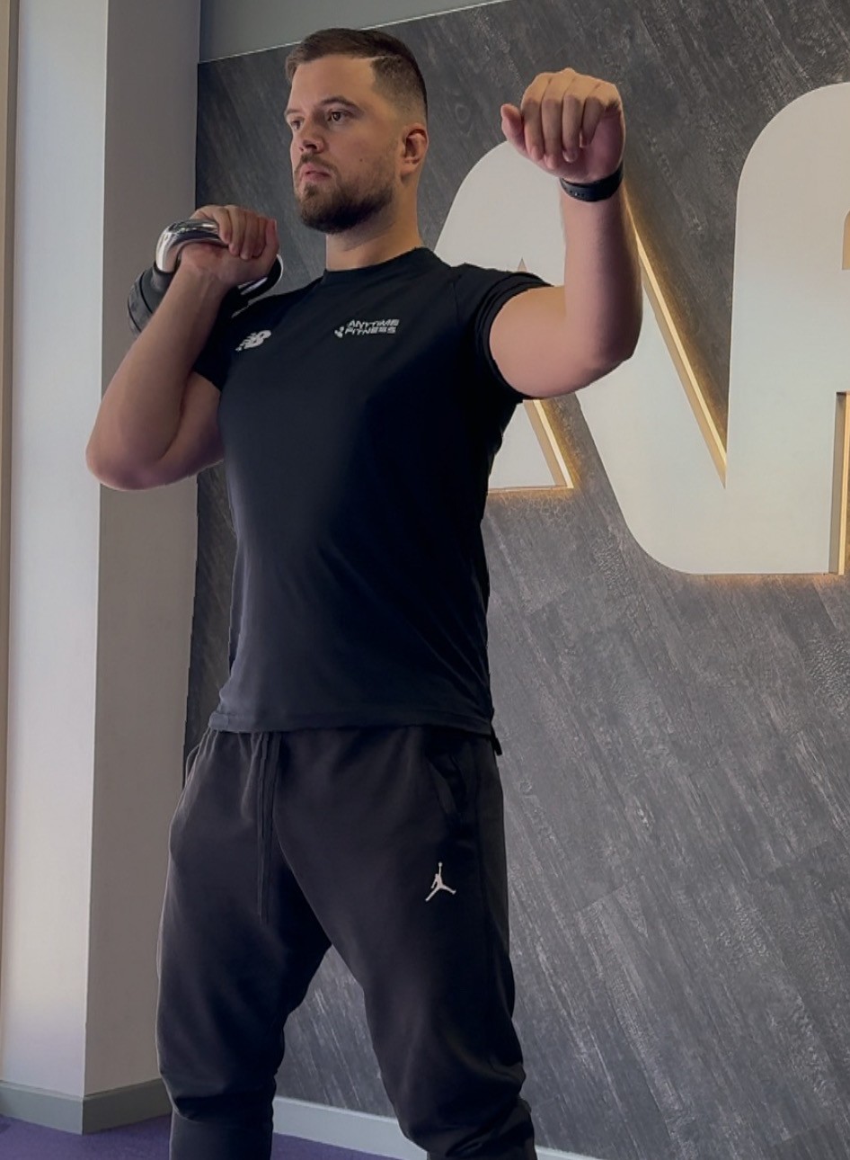 Gerald Latifi demonstrating strength and conditioning coaching